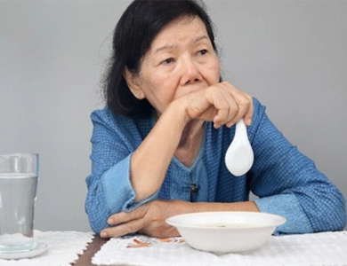 Vì sao bị bệnh lại chán ăn? Khoa học hé lộ lý do