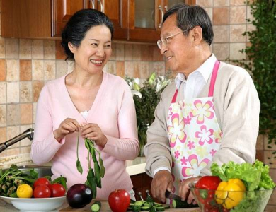 Dinh dưỡng hoạt động thể lực cho người cao tuổi