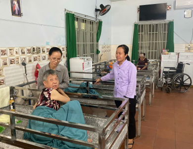 Người cao tuổi nên tập thể dục thế nào?