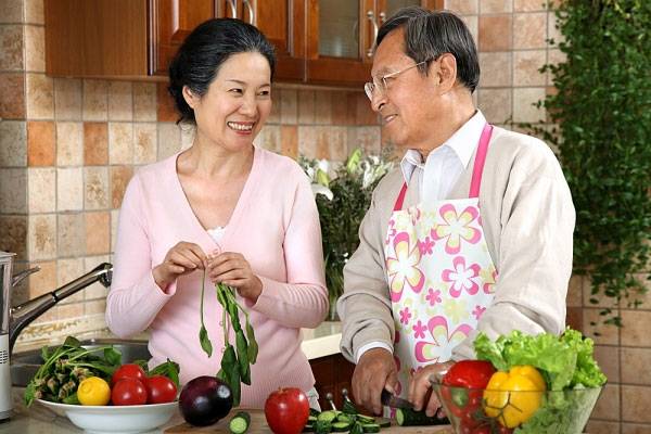 Dinh dưỡng hoạt động thể lực cho người cao tuổi
